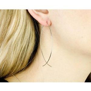 Gold loop through hoop threaders